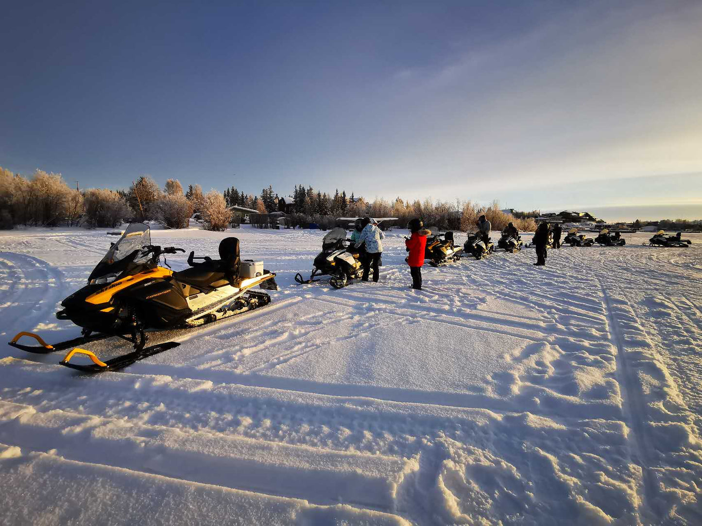 雪上電單車 Snowmobile